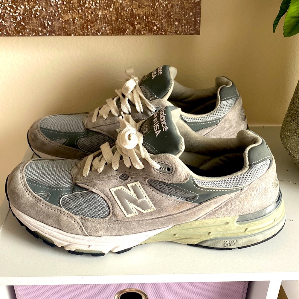 Men’s New Balance 993 Snaeakers